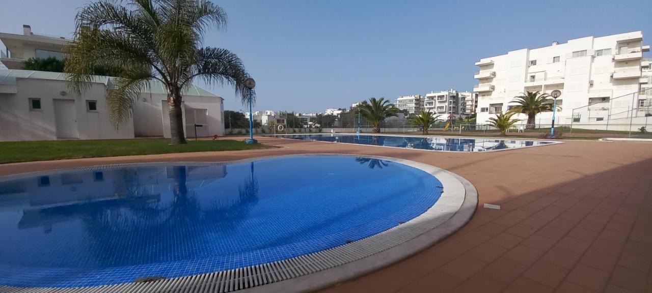 Pool & Tennis Appartement